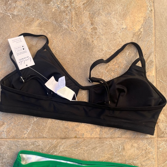 NEW • Cupshe Swimsuit Set Top Size M & Bottoms Size S - Picture 6 of 9